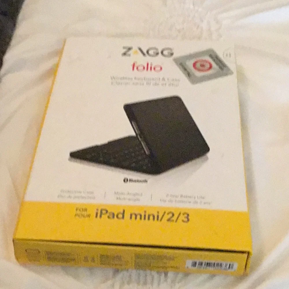 Zagg folio for iPad mini/2/3